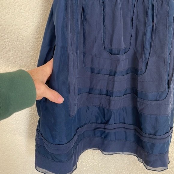 Vince 100% Silk Navy Camisole Tank Mesh Detail With pockets & adjustable straps - Picture 3 of 9